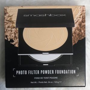 Smash box photo filter powder Foundation.